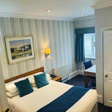 The Birch Hotel Haywards Heath Esterno foto