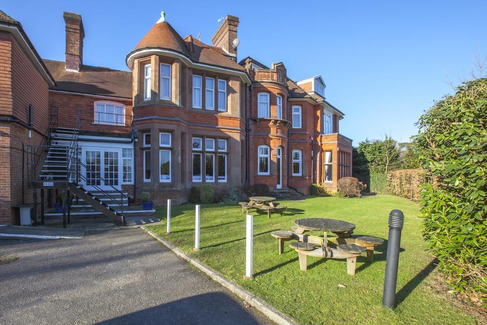 The Birch Hotel Haywards Heath Esterno foto