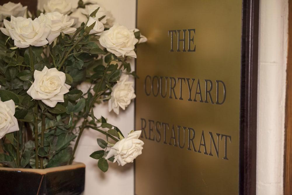 The Birch Hotel Haywards Heath Esterno foto