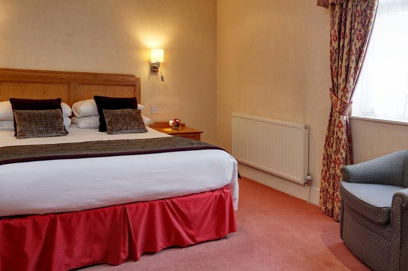 The Birch Hotel Haywards Heath Esterno foto