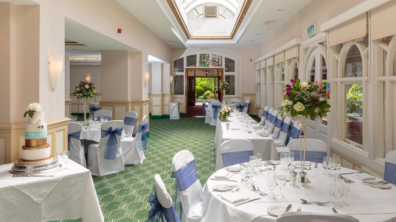 The Birch Hotel Haywards Heath Esterno foto